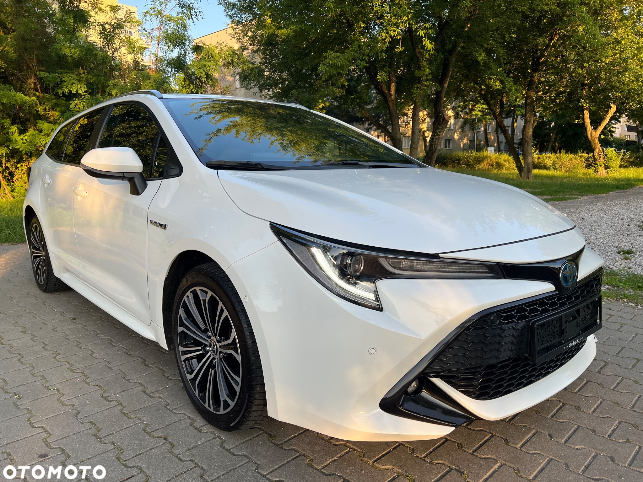 Toyota Corolla 1.8 Hybrid Team Deutschland - 3