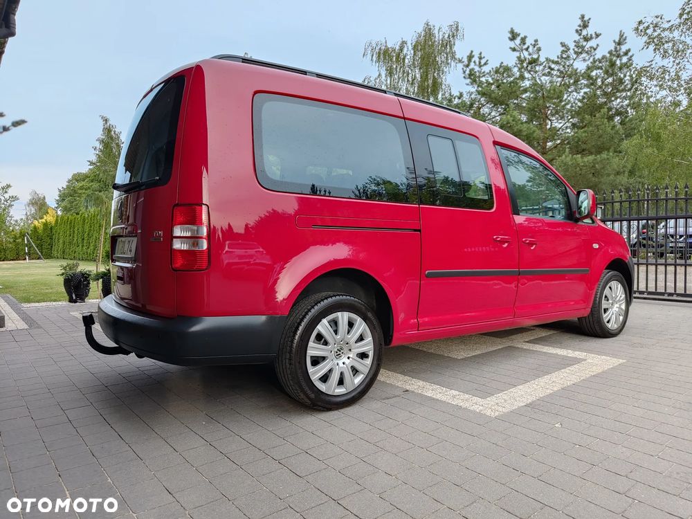 Volkswagen Caddy Maxi Comfortline DSG - 31