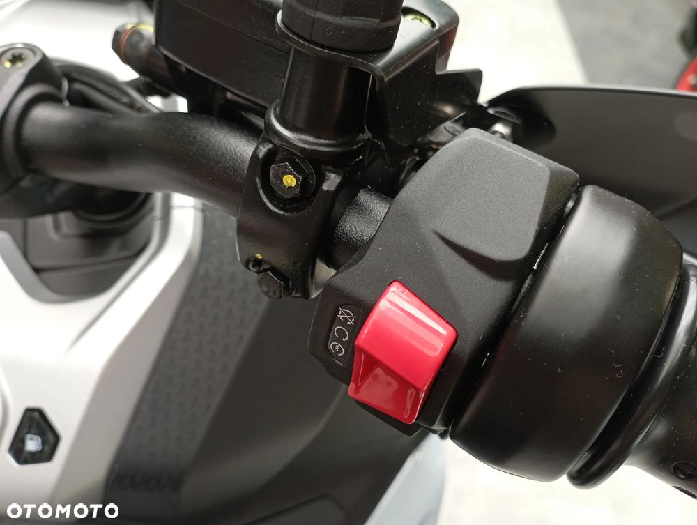 Aprilia SR - 18