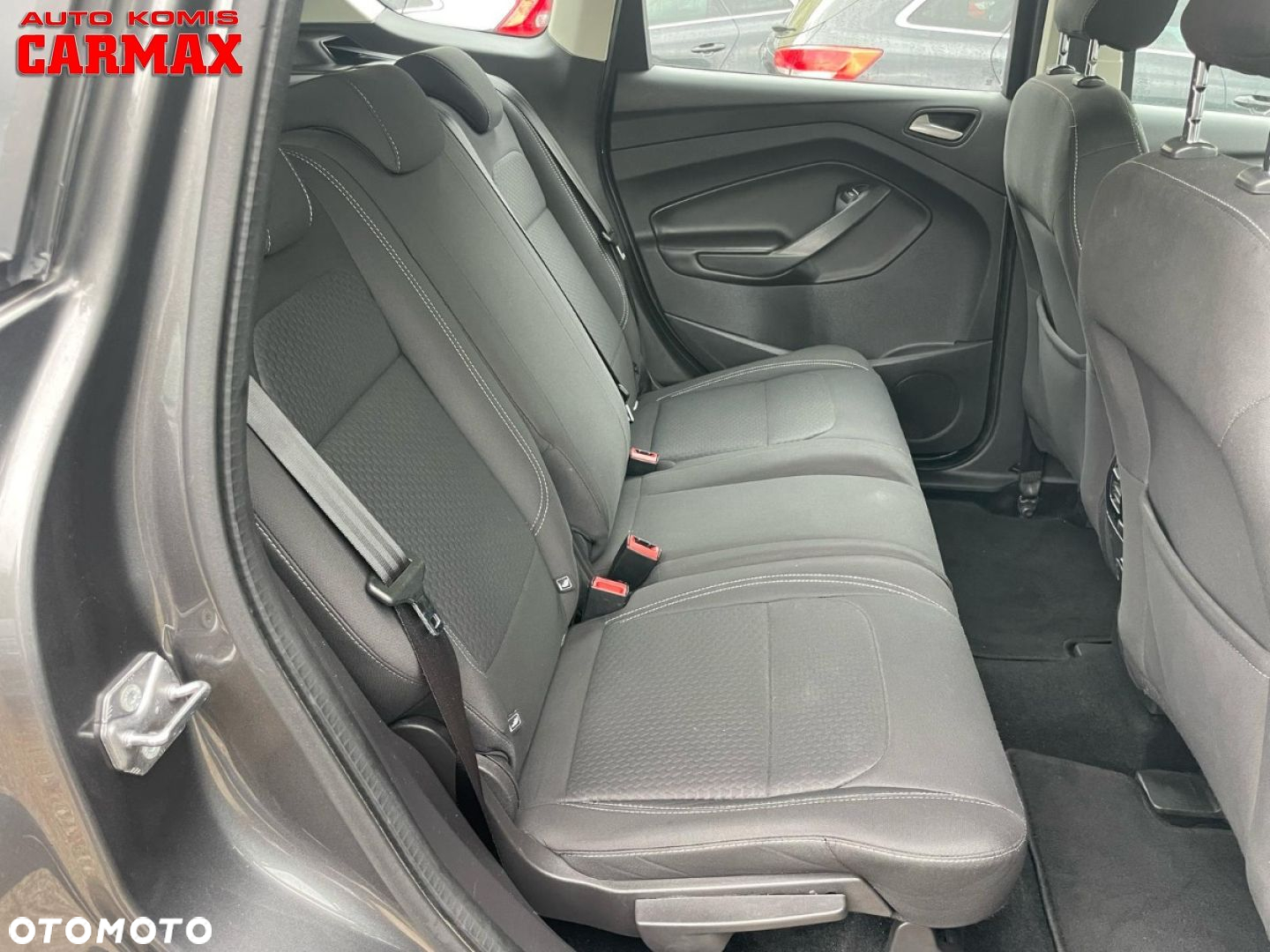 Ford Kuga - 17