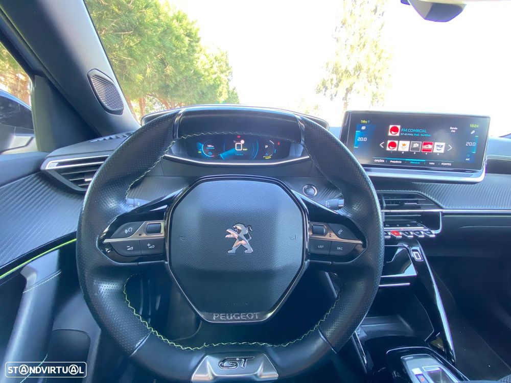 Peugeot e-2008 50 kWh GT - 8