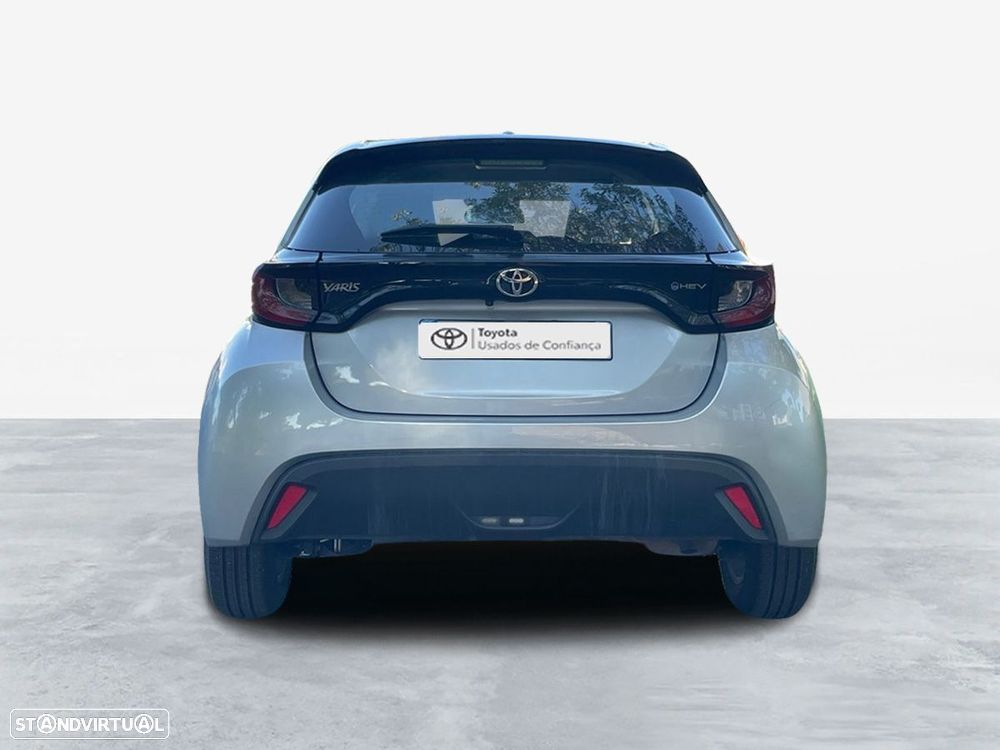 Toyota Yaris - 4