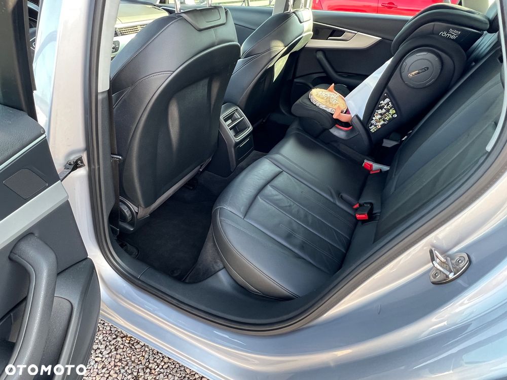 Audi A4 Avant 2.0 TDI ultra S tronic sport - 17