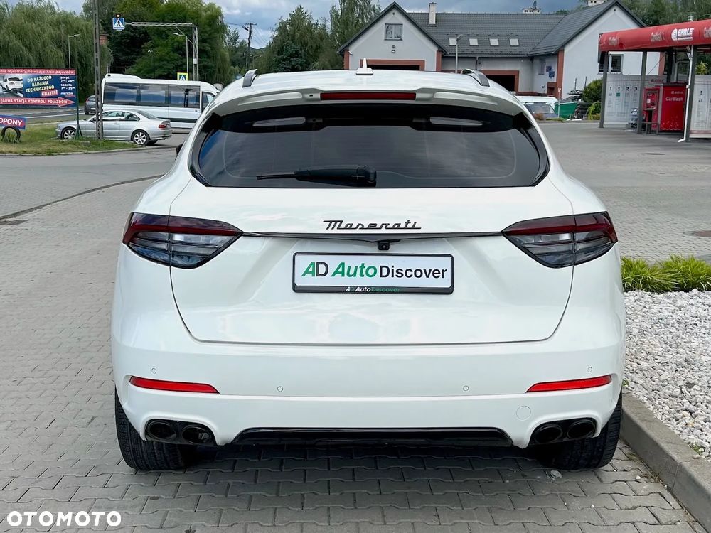 Maserati Levante Q4 - 9