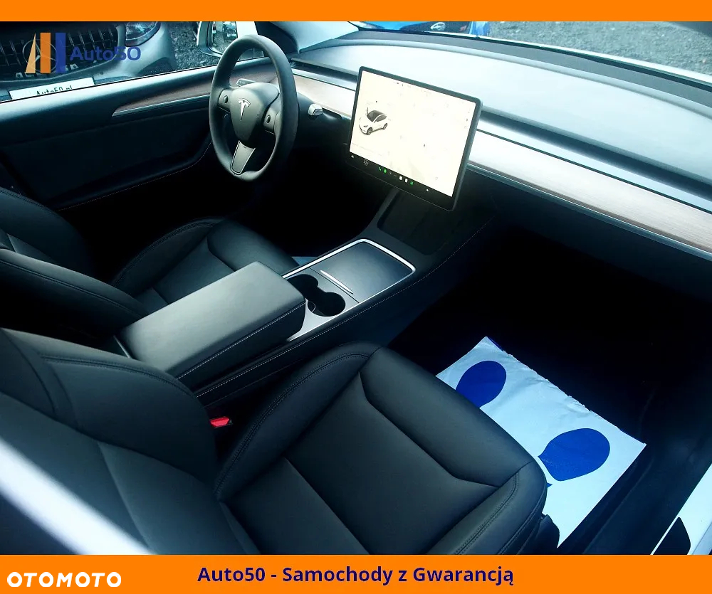 Tesla Y Long Range AWD - 25
