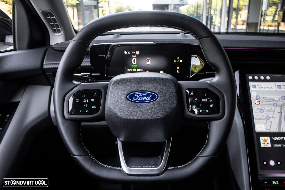 Ford Explorer Elektromotor c/ Extended Range RWD 77kWh Premium - 13