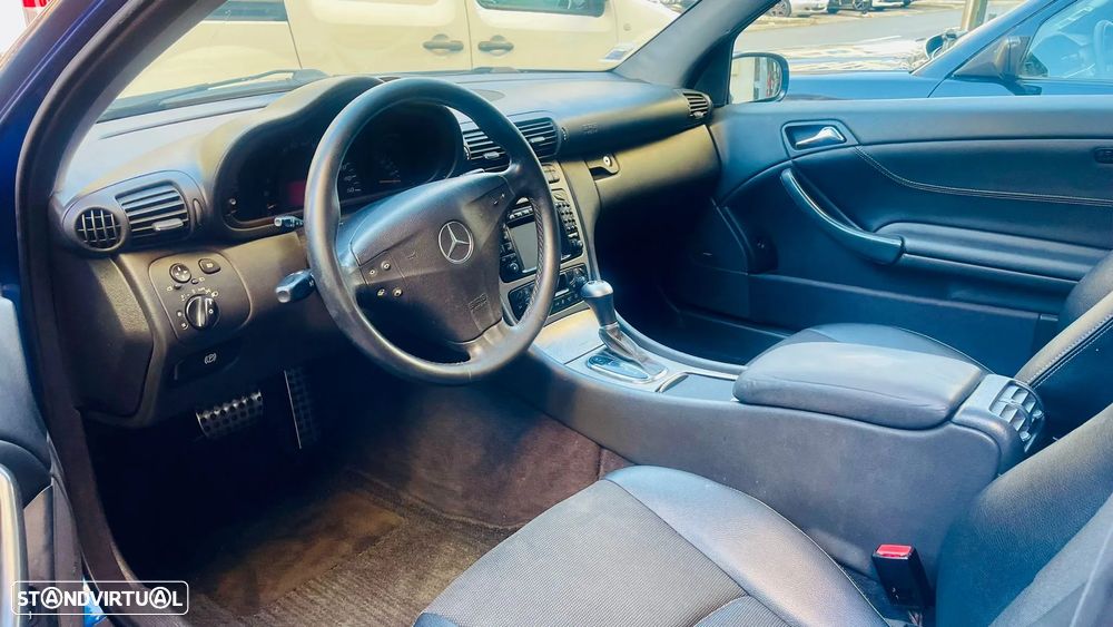 Mercedes-Benz C 220 - 12