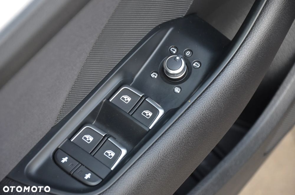 Audi A3 Sportback 2.0 TDI quattro - 16