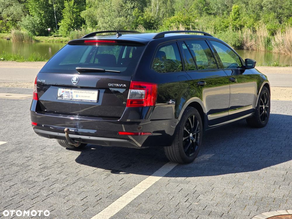 Skoda Octavia 1.6 TDI Premium Edition - 7