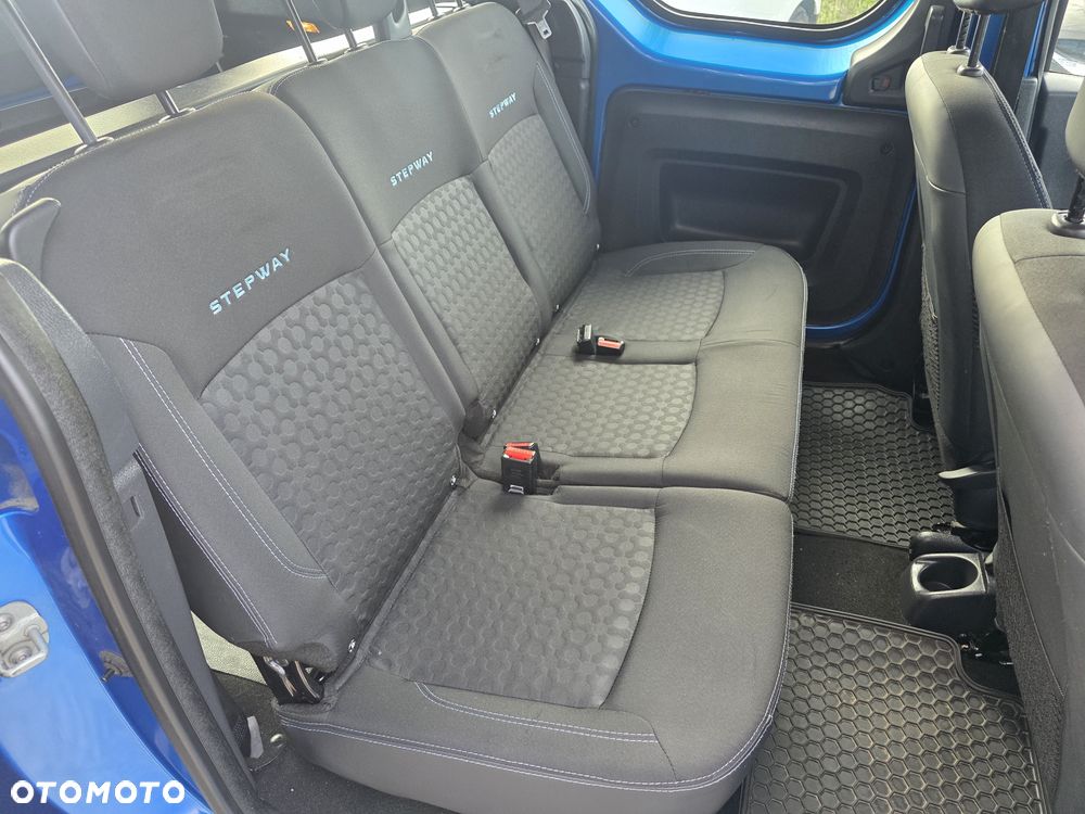 Dacia Dokker TCe 115 N1 Stepway Celebration - 19