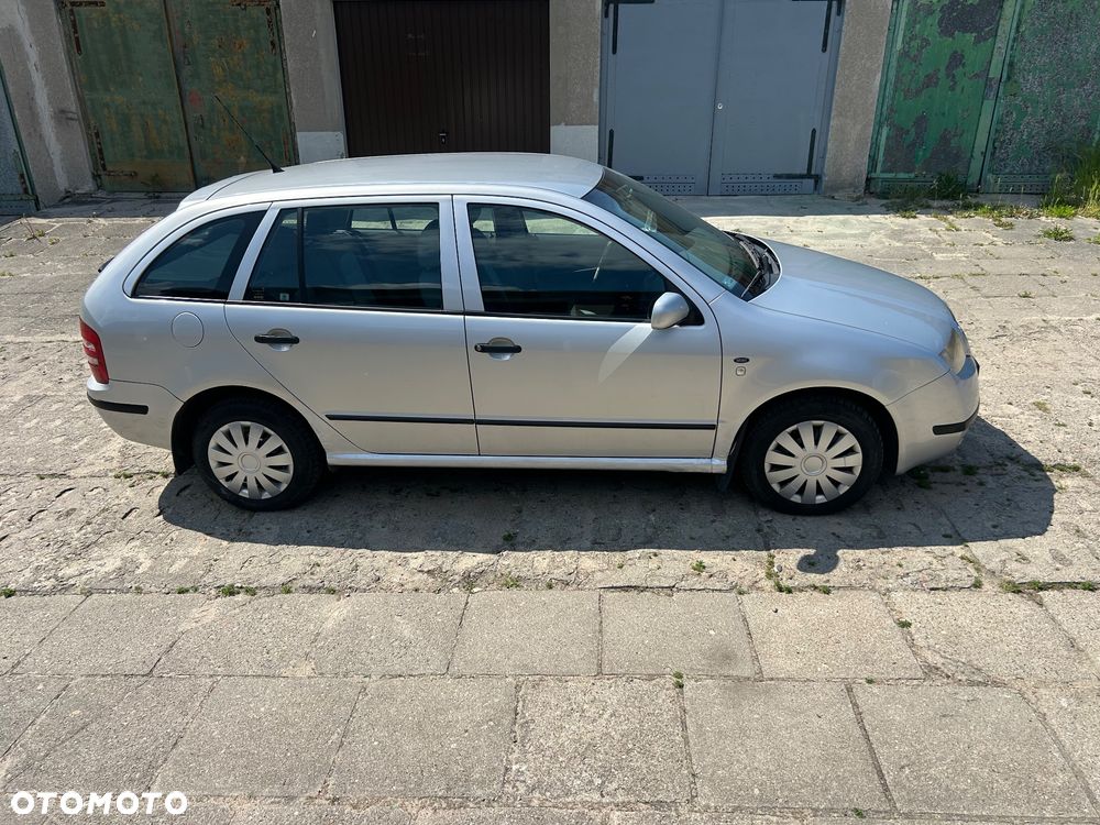 Skoda Fabia - 3