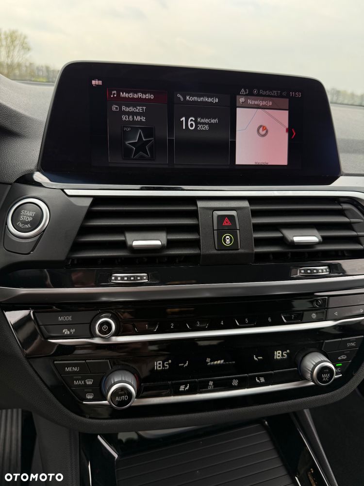 BMW X3 xDrive20d - 27