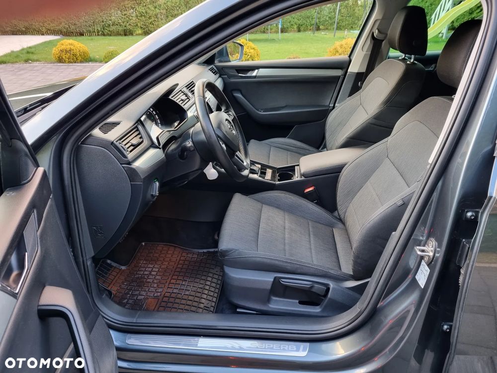 Skoda Superb 1.6 TDI DSG Style - 7