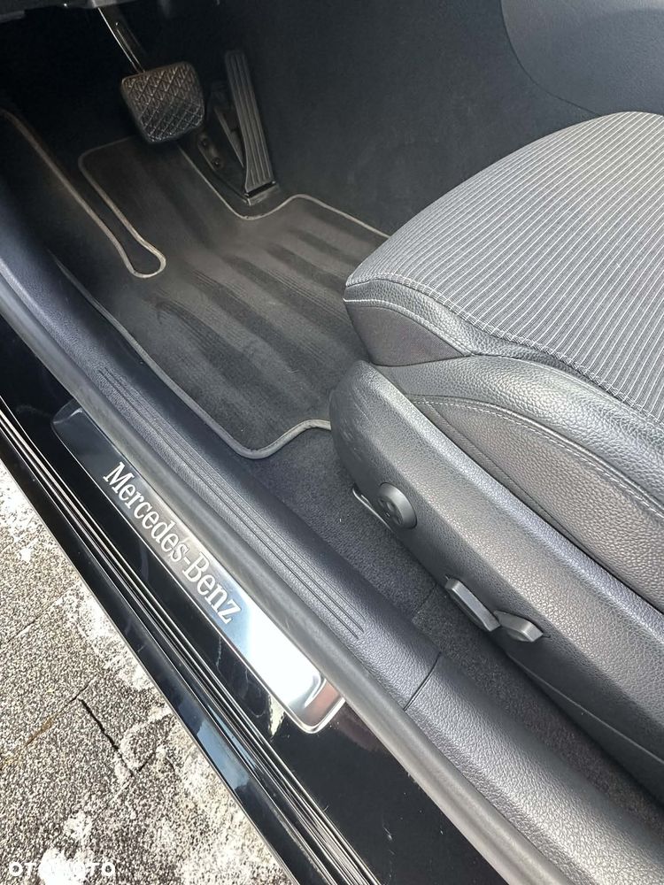 Mercedes-Benz Klasa C 300 d 9G-TRONIC AMG Line - 11