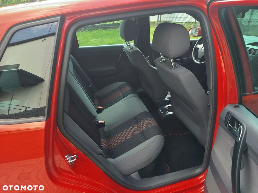 Volkswagen Polo - 9