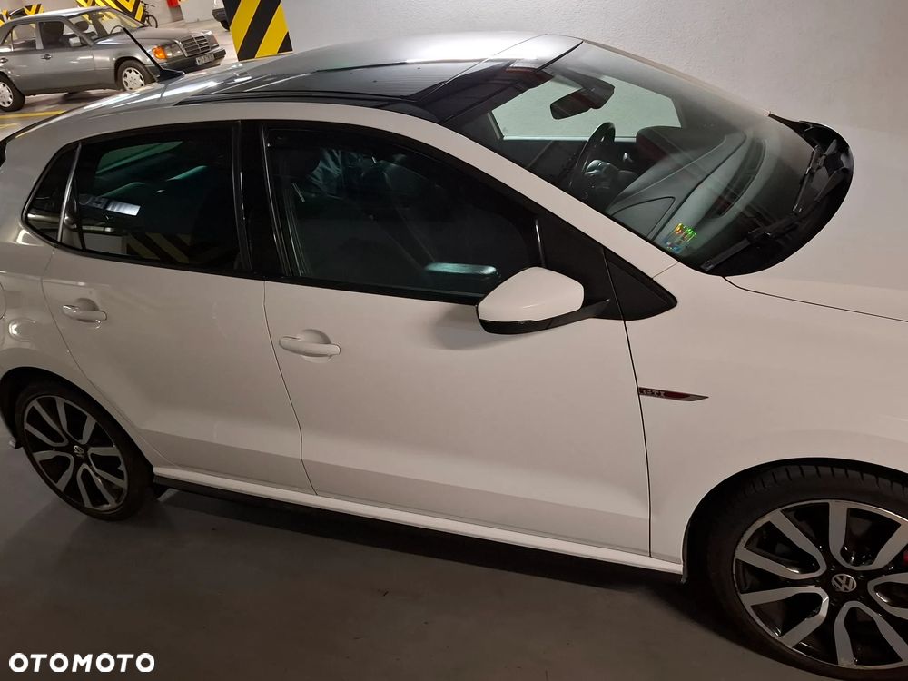 Volkswagen Polo 1.8 TSI BMT GTI DSG - 8