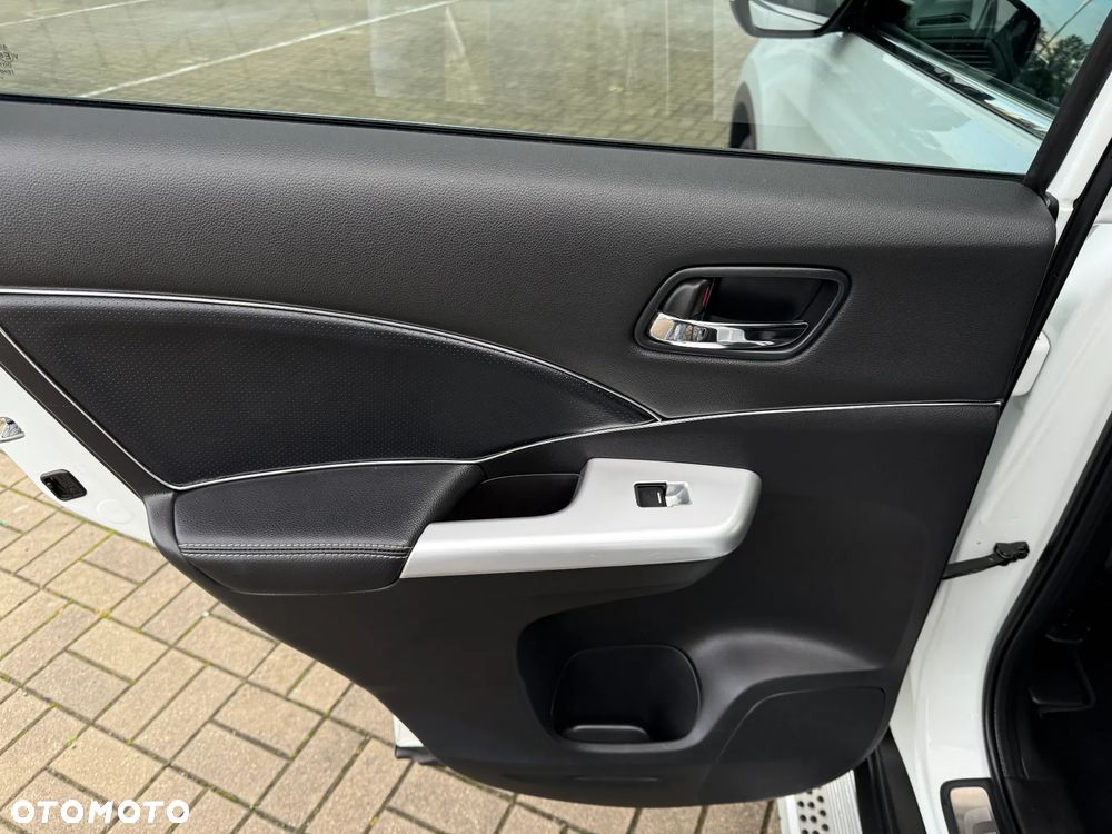 Honda CR-V 2.0i-VTEC 4WD Automatik Lifestyle - 25