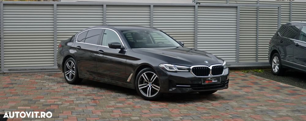 BMW Seria 5 518d AT MHEV - 12