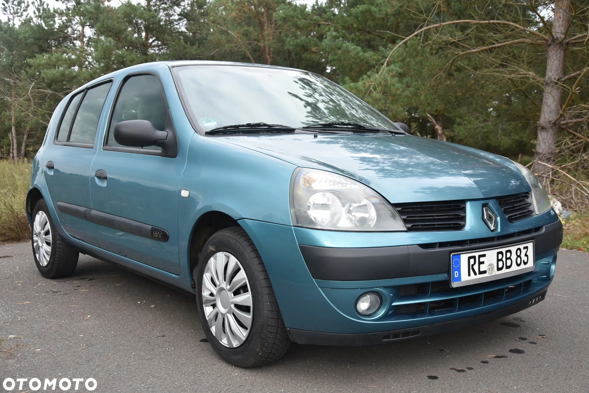 Renault Clio 1.2 16V 75 Collection - 6