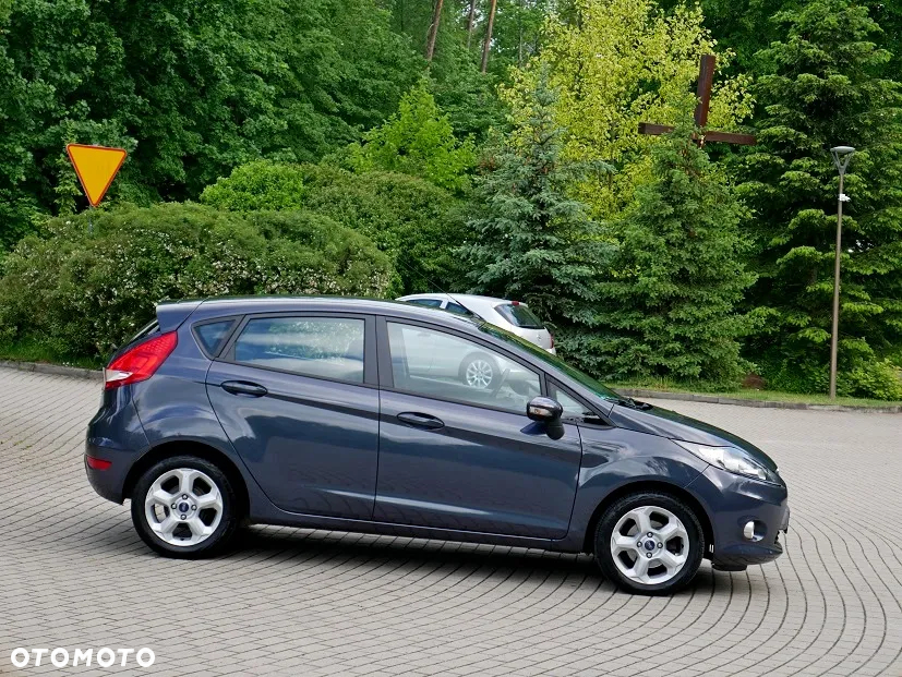 Ford Fiesta - 9