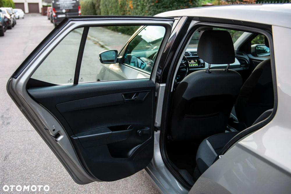 Skoda Fabia 1.2 TSI DSG Ambition - 31