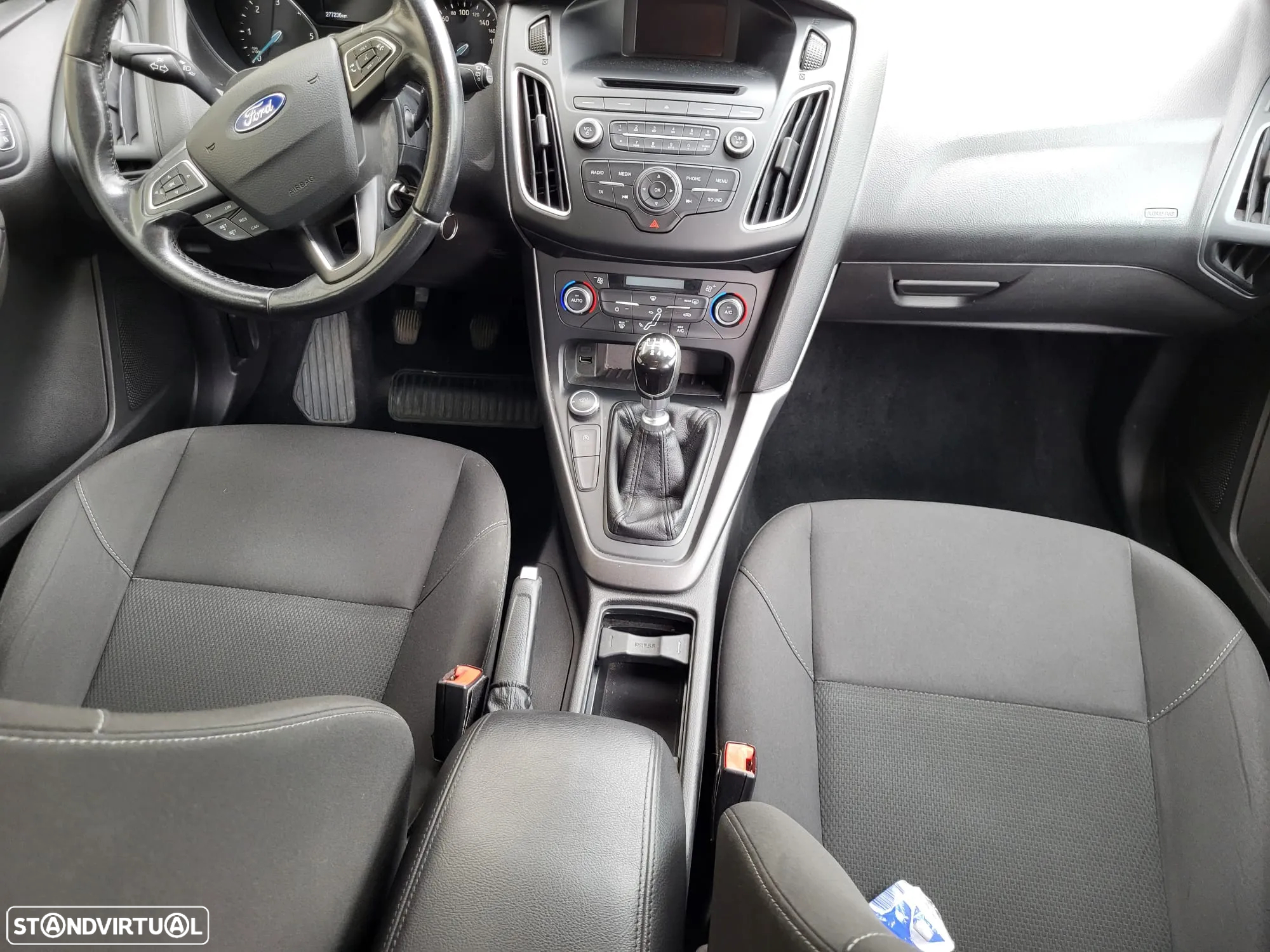 Ford Focus SW 1.5 TDCi Trend+ - 23