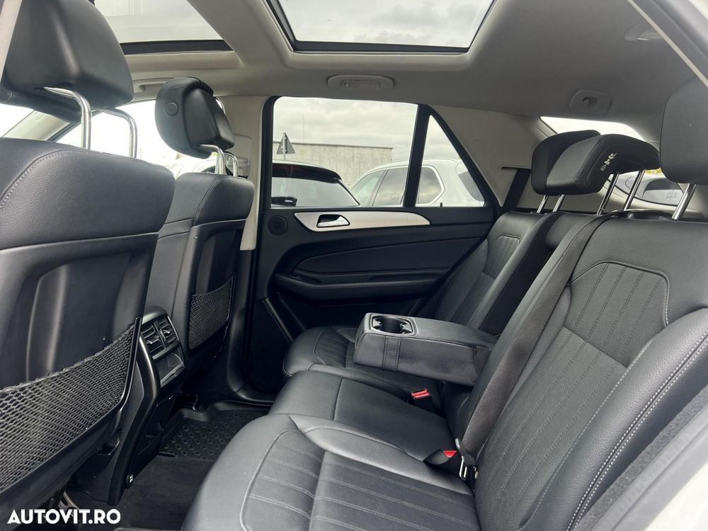 Mercedes-Benz GLE - 33