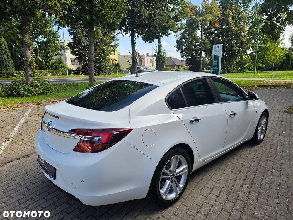 Opel Insignia 2.0 CDTI Cosmo S&S - 13