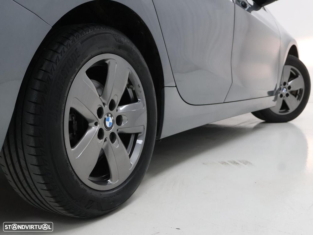 BMW 116 i Advantage - 10