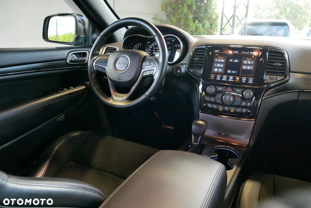 Jeep Grand Cherokee - 18