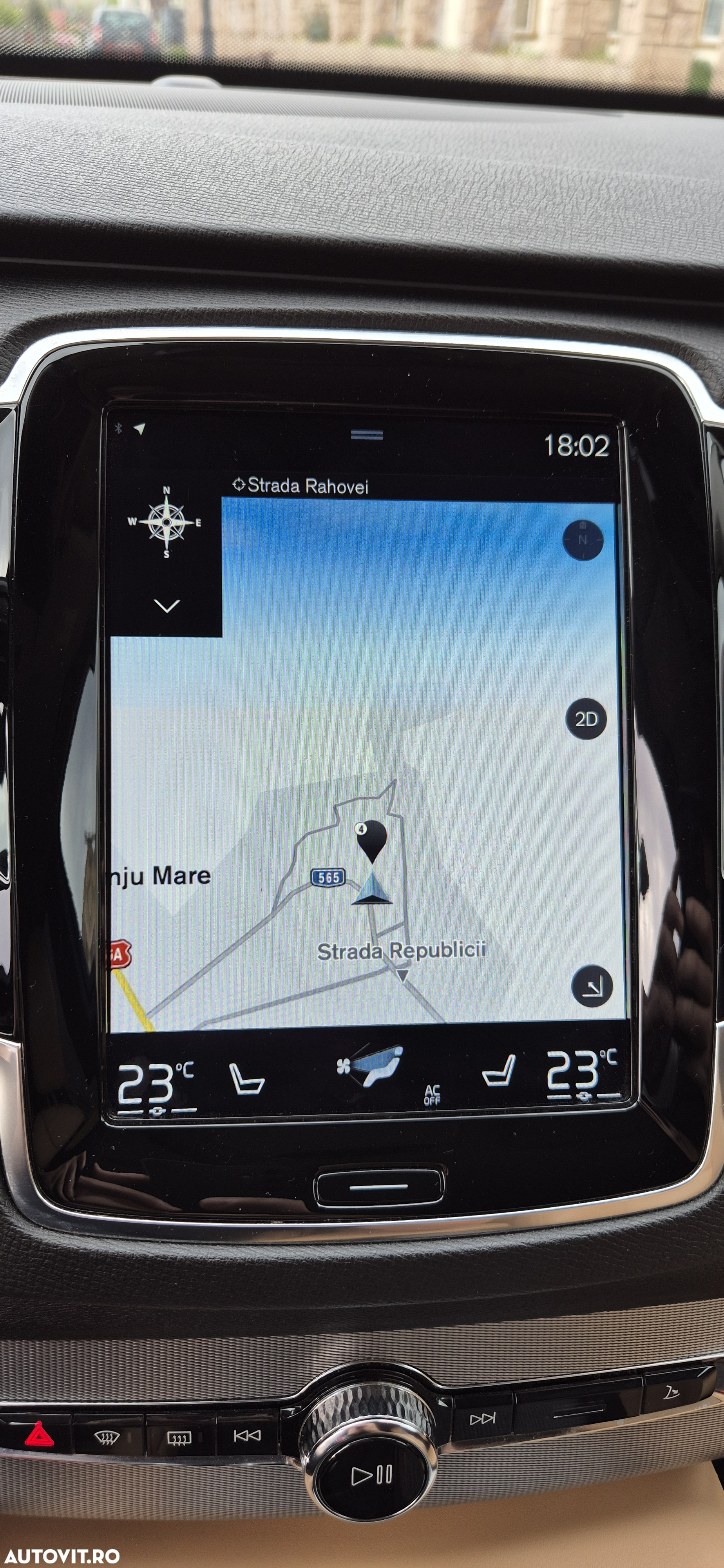 Volvo XC 90 - 26