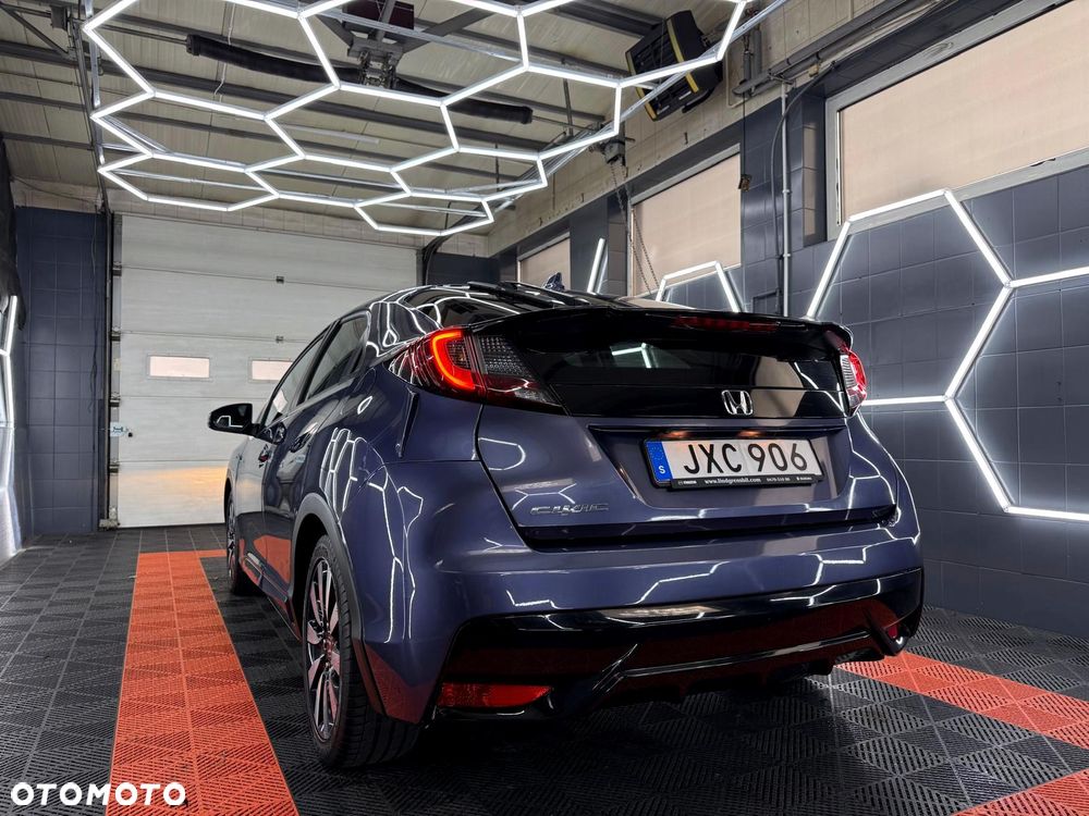 Honda Civic 1.8 i-VTEC Sport Black Edition - 5