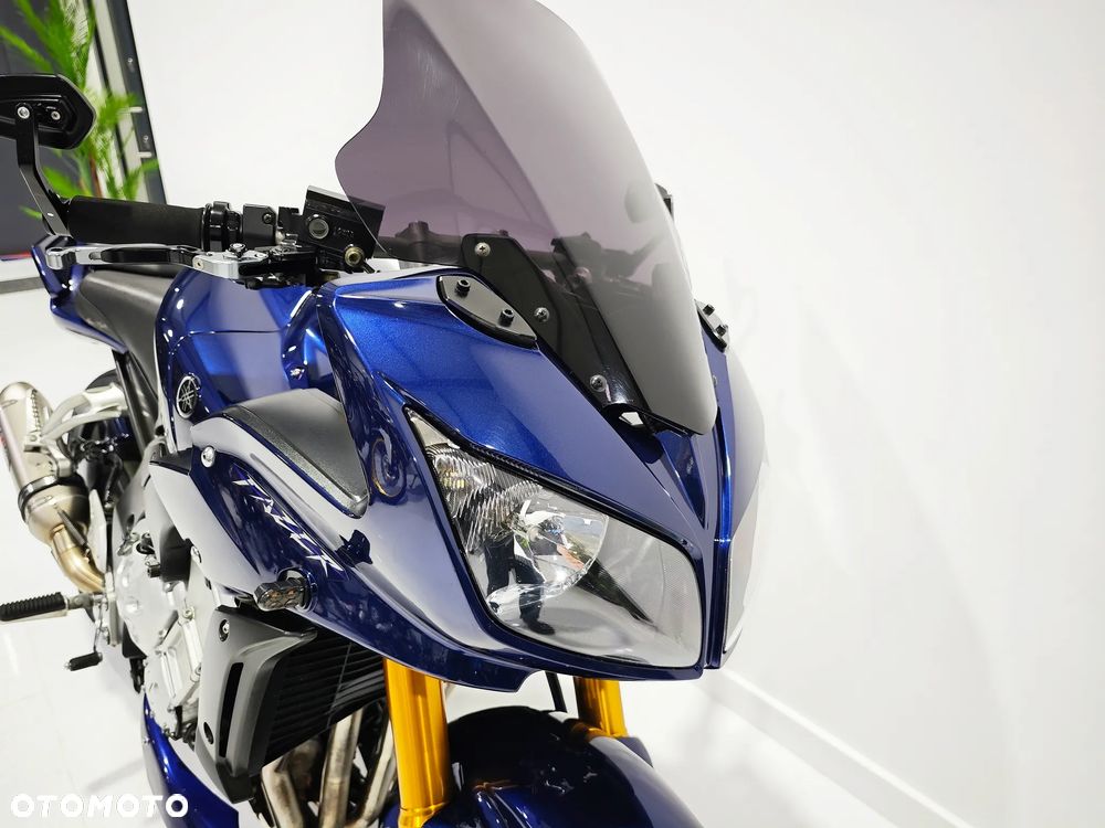 Yamaha FZ - 15