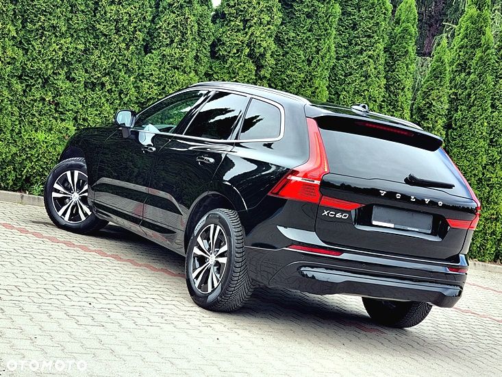 Volvo XC 60 B4 D Geartronic Momentum Pro - 11