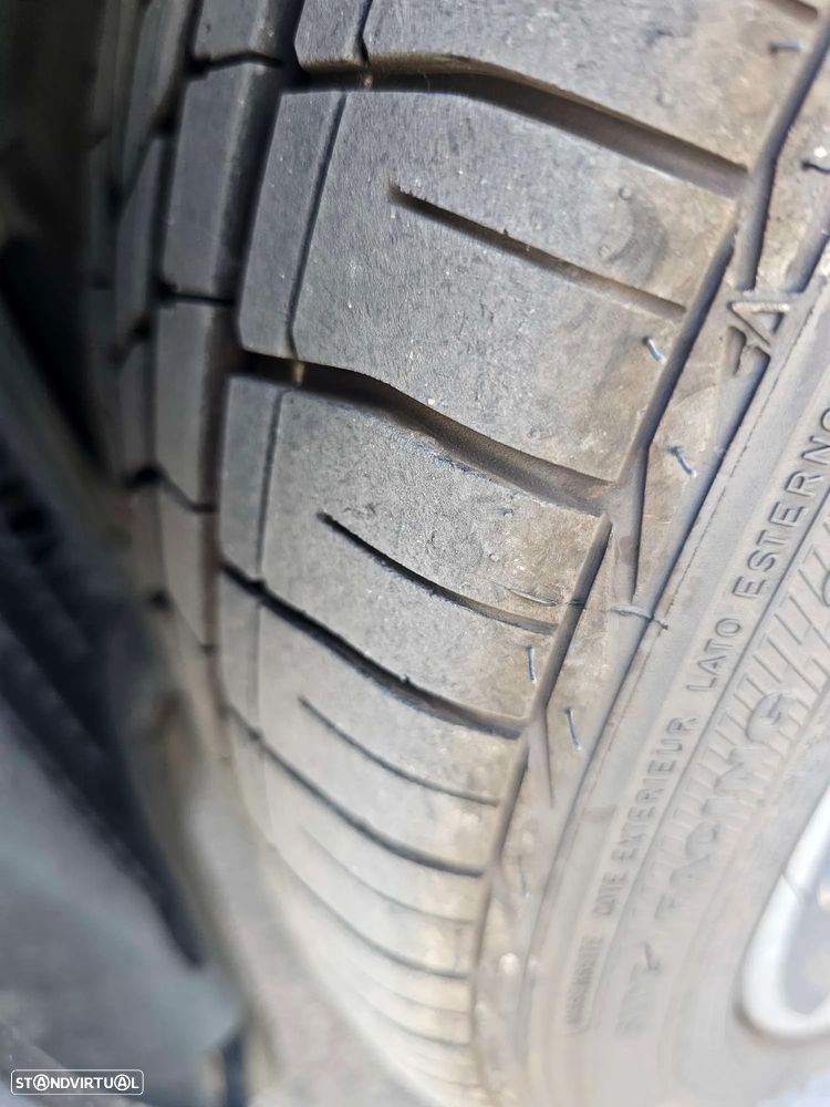 BMW 535 Gran Turismo - 26