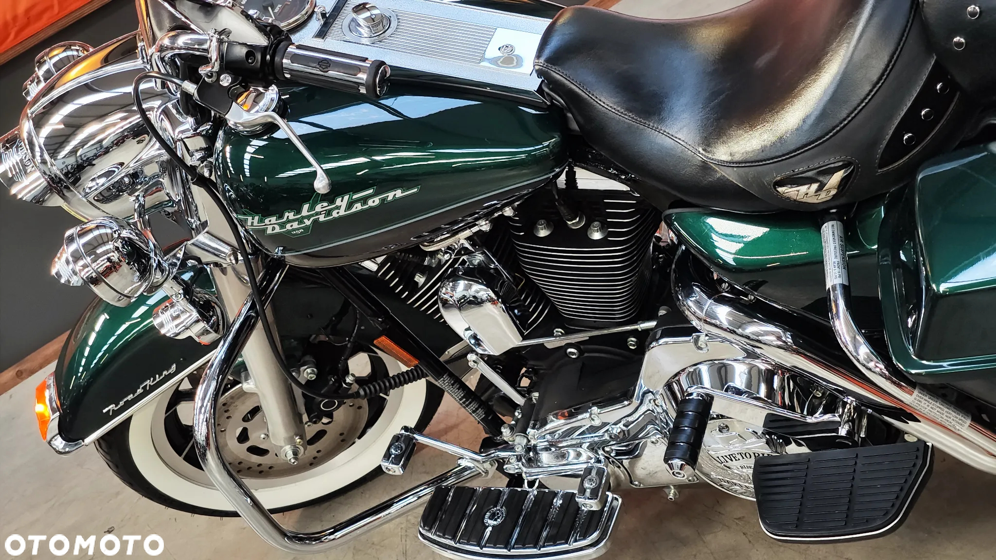 Harley-Davidson Touring Road King - 34