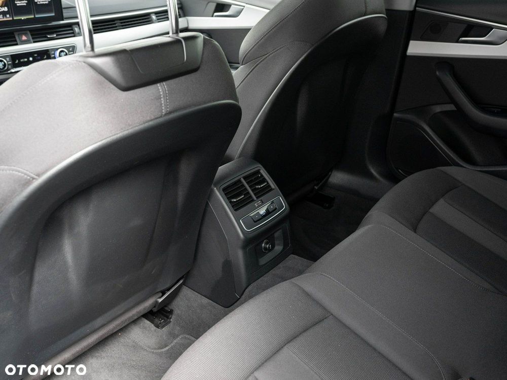 Audi A4 Avant 35 TFSI mHEV S tronic - 27
