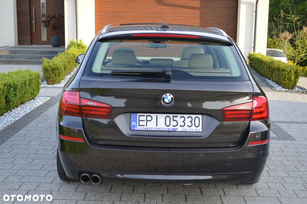 BMW Seria 5 518d Luxury Line - 11