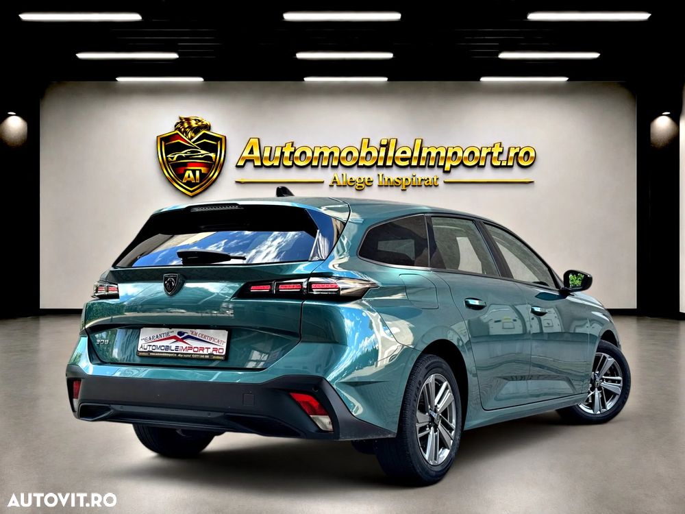 Peugeot 308 1.2 L PureTech Turbo S&S EAT8 Allure Pack - 3