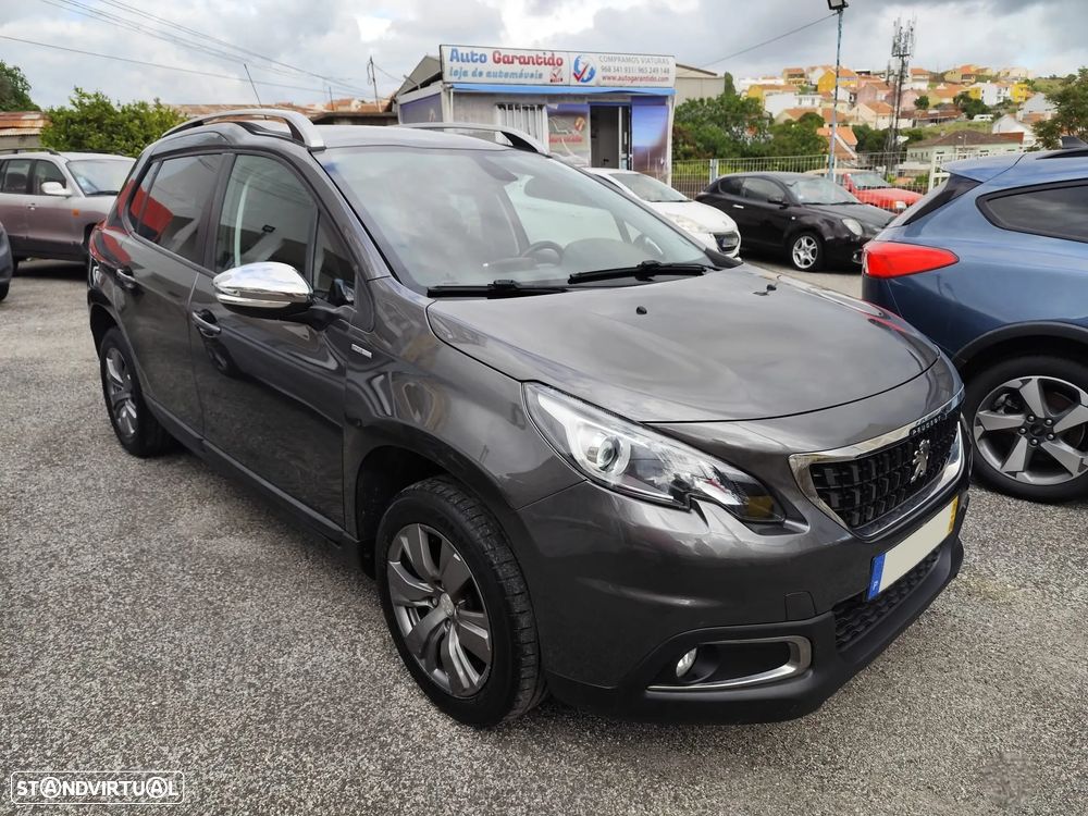 Peugeot 2008 1.2 PureTech Style - 3