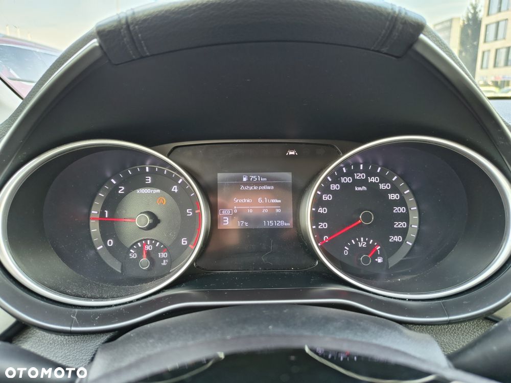 Kia Ceed - 21