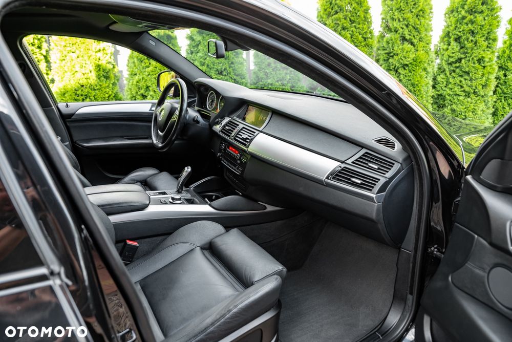 BMW X6 - 21