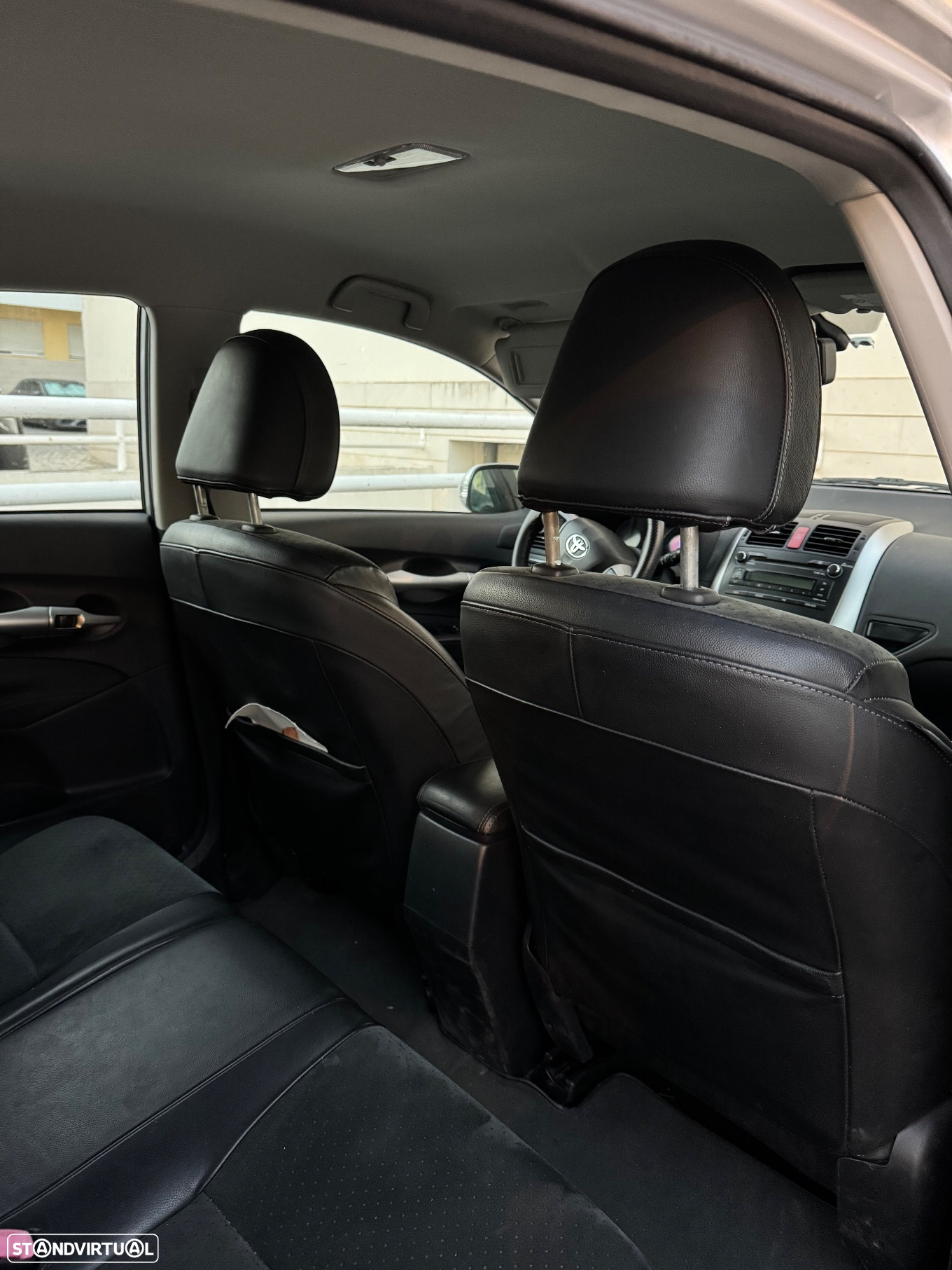 Toyota Auris 1.8 HSD Comfort - 9
