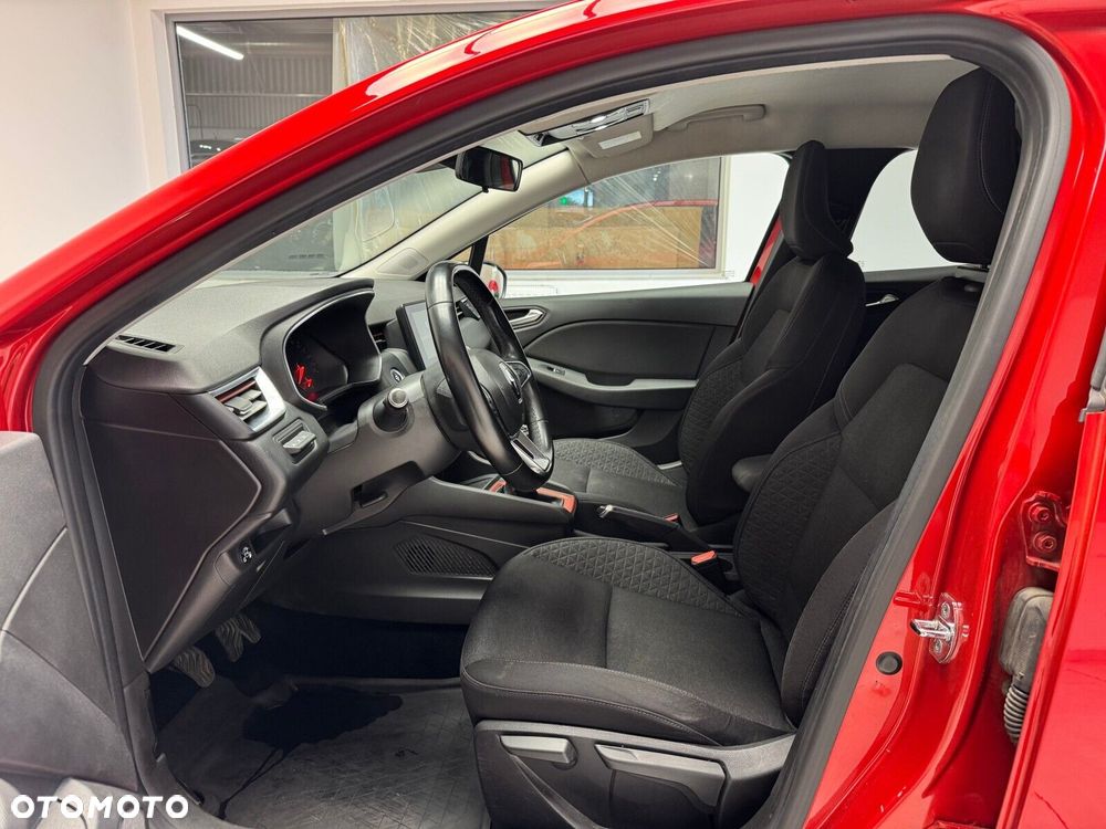 Renault Clio - 7