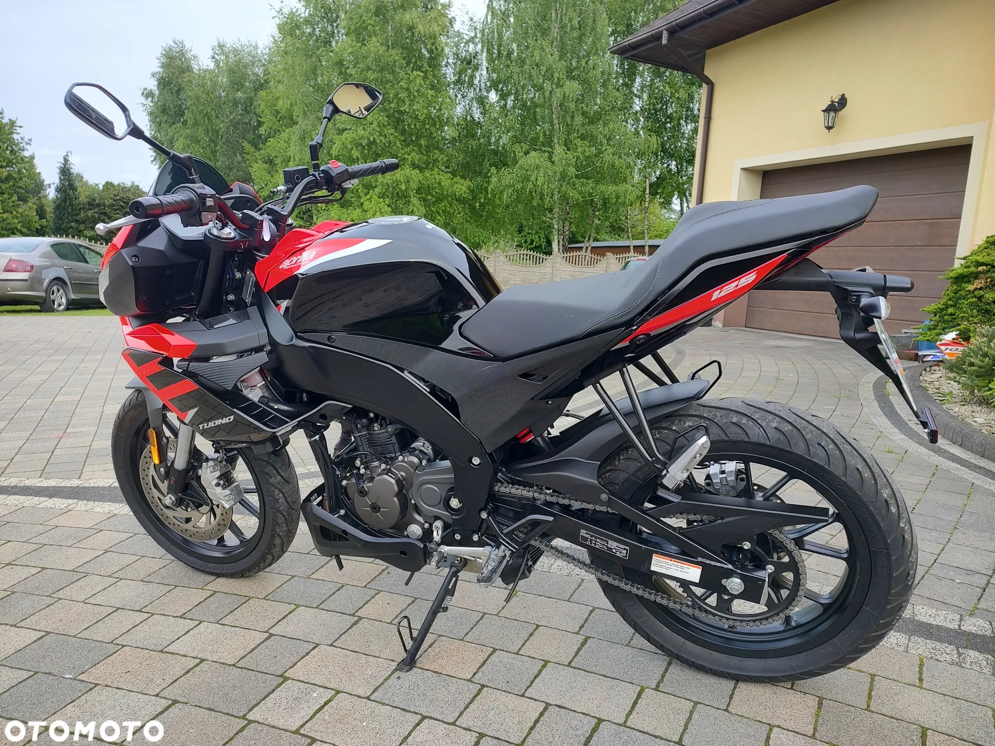 Aprilia Tuono - 3