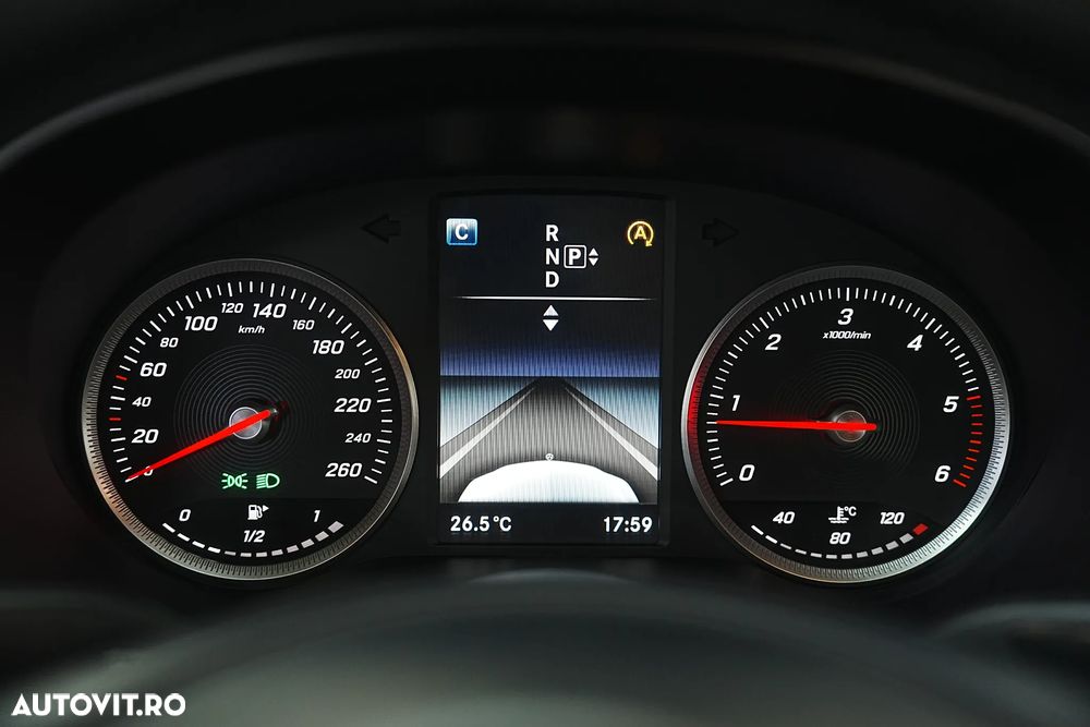 Mercedes-Benz C - 22