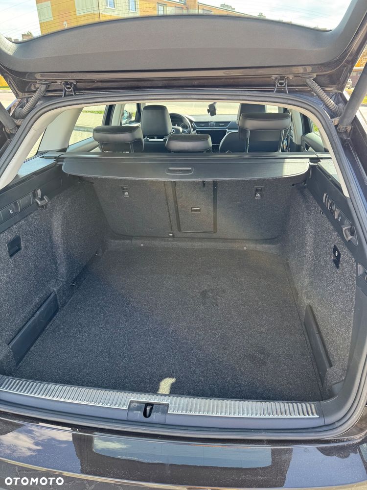 Skoda Superb 2.0 TDI Ambition DSG - 17