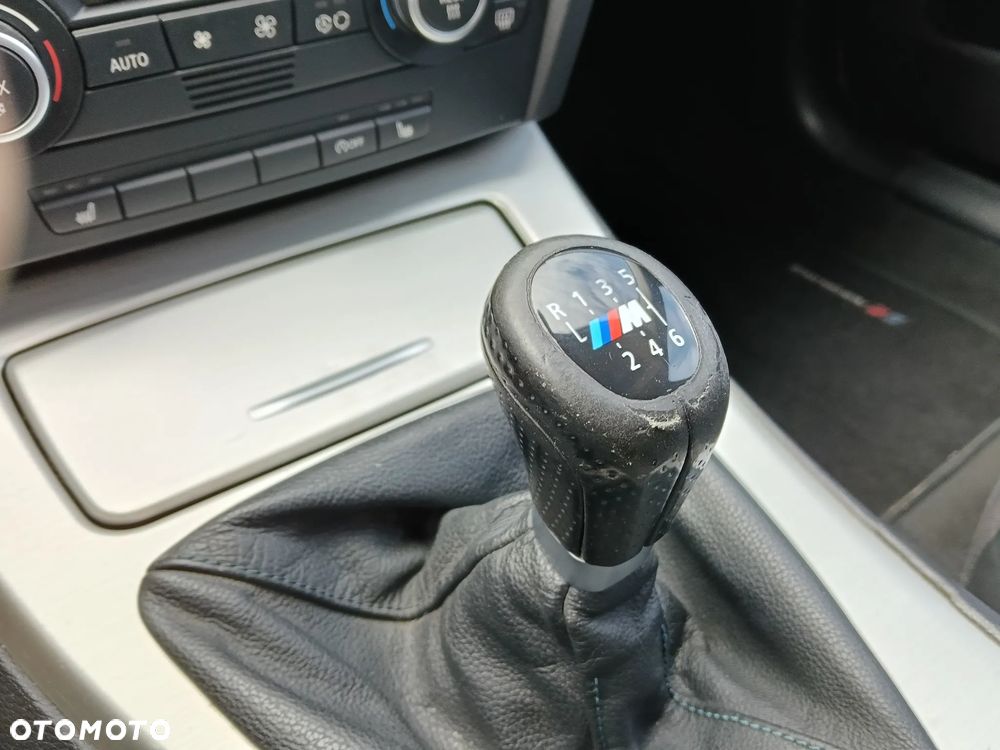 BMW Seria 3 320i - 16