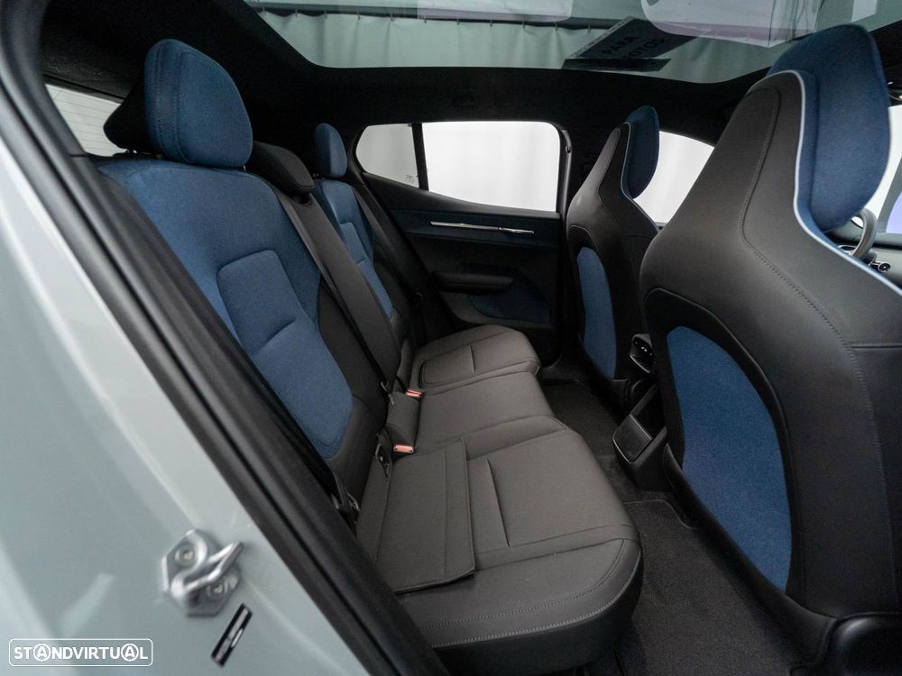 Volvo EX30 69 kWh Single Motor Extended Range Ultra - 38