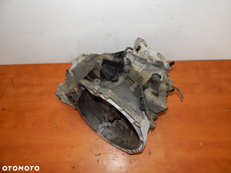 skrzynia biegów 1.6 D2 115 Volvo v60 v50 v40 s40 s60 v70 6bieg10-15 Łuków części - 1
